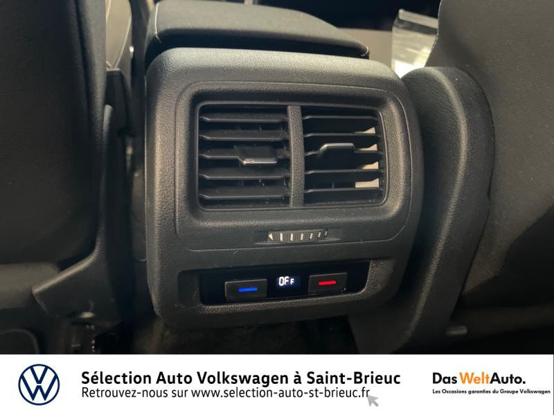 Photo 15 de l'offre de VOLKSWAGEN Touran 2.0 TDI 122ch Active 7 places à 30990€ chez Sélection Auto - Volkswagen Saint Brieuc