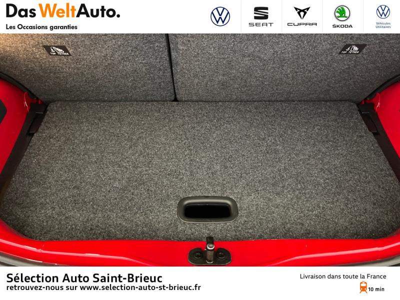 Photo 12 de l'offre de VOLKSWAGEN up! 1.0 115ch BlueMotion Technology GTI 5p à 18490€ chez Sélection Auto - Volkswagen Saint Brieuc