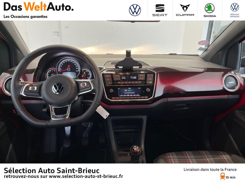 Photo 6 de l'offre de VOLKSWAGEN up! 1.0 115ch BlueMotion Technology GTI 5p à 18490€ chez Sélection Auto - Volkswagen Saint Brieuc