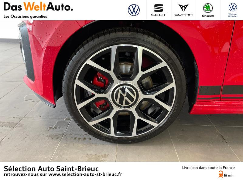 Photo 13 de l'offre de VOLKSWAGEN up! 1.0 115ch BlueMotion Technology GTI 5p à 18490€ chez Sélection Auto - Volkswagen Saint Brieuc