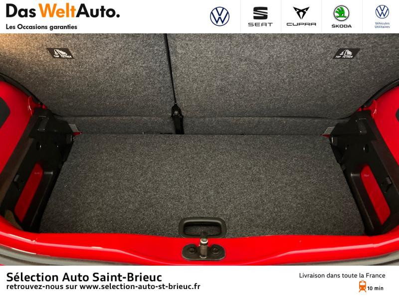 Photo 14 de l'offre de VOLKSWAGEN up! 1.0 115ch BlueMotion Technology GTI 5p à 18490€ chez Sélection Auto - Volkswagen Saint Brieuc
