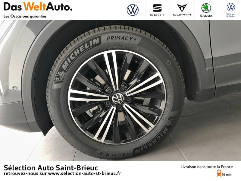 Photo 14 de l'offre de VOLKSWAGEN Tiguan 2.0 TDI 150ch Elegance DSG7 à 42990€ chez Sélection Auto - Volkswagen Saint Brieuc