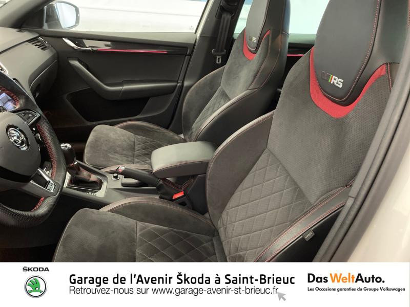 Photo 8 de l'offre de SKODA Octavia Combi 2.0 TDI 184ch SCR RS DSG7 Euro6d-T à 27490€ chez Sélection Auto - Volkswagen Saint Brieuc