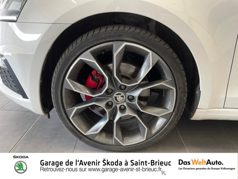 Photo 19 de l'offre de SKODA Octavia Combi 2.0 TDI 184ch SCR RS DSG7 Euro6d-T à 27490€ chez Sélection Auto - Volkswagen Saint Brieuc