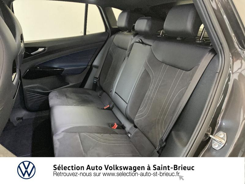 Photo 3 de l'offre de VOLKSWAGEN ID.4 77 kWh - 299ch GTX à 48990€ chez Sélection Auto - Volkswagen Saint Brieuc