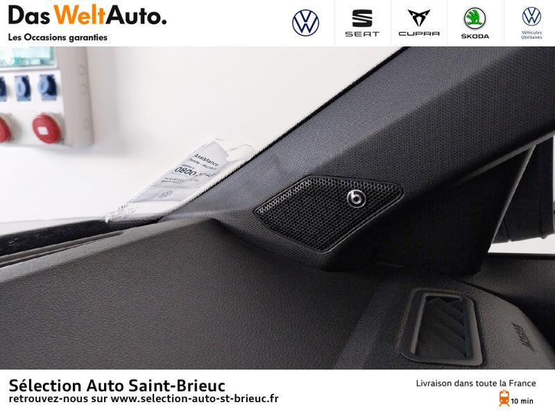 Photo 10 de l'offre de VOLKSWAGEN T-Roc 1.5 TSI EVO 150ch R-Line DSG7 S&S à 31490€ chez Sélection Auto - Volkswagen Saint Brieuc