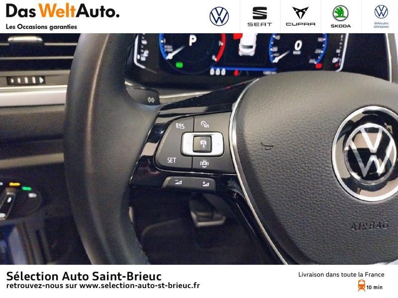 Photo 12 de l'offre de VOLKSWAGEN T-Roc 1.5 TSI EVO 150ch Active DSG7 S&S à 29890€ chez Sélection Auto - Volkswagen Saint Brieuc