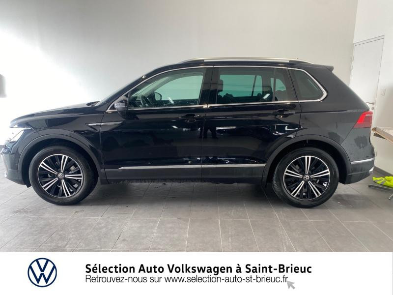 Photo 2 de l'offre de VOLKSWAGEN Tiguan 2.0 TDI 150ch Elegance DSG7 à 38990€ chez Sélection Auto - Volkswagen Saint Brieuc