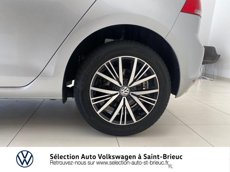 Photo 16 de l'offre de VOLKSWAGEN Golf 1.2 TSI 110ch BlueMotion Technology Allstar 5p à 16990€ chez Sélection Auto - Volkswagen Saint Brieuc