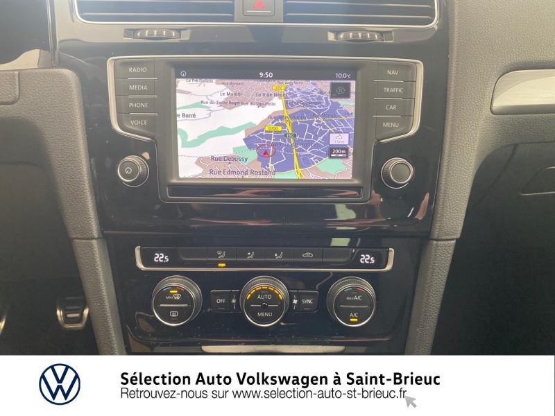 Photo 8 de l'offre de VOLKSWAGEN Golf 1.2 TSI 110ch BlueMotion Technology Allstar 5p à 16990€ chez Sélection Auto - Volkswagen Saint Brieuc