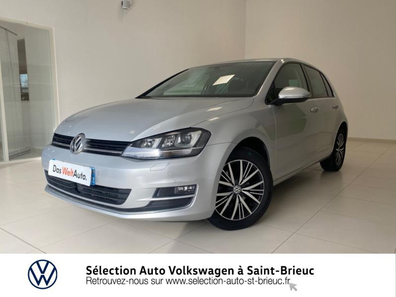 Photo 19 de l'offre de VOLKSWAGEN Golf 1.2 TSI 110ch BlueMotion Technology Allstar 5p à 16990€ chez Sélection Auto - Volkswagen Saint Brieuc