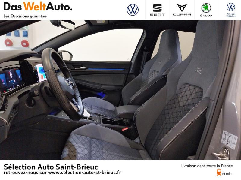 Photo 6 de l'offre de VOLKSWAGEN Golf 1.5 eTSI OPF 150ch R-Line DSG7 à 34990€ chez Sélection Auto - Volkswagen Saint Brieuc