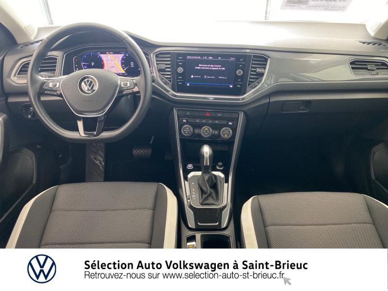 Photo 9 de l'offre de VOLKSWAGEN T-Roc 2.0 TDI 150ch Carat DSG7 145g à 31490€ chez Sélection Auto - Volkswagen Saint Brieuc