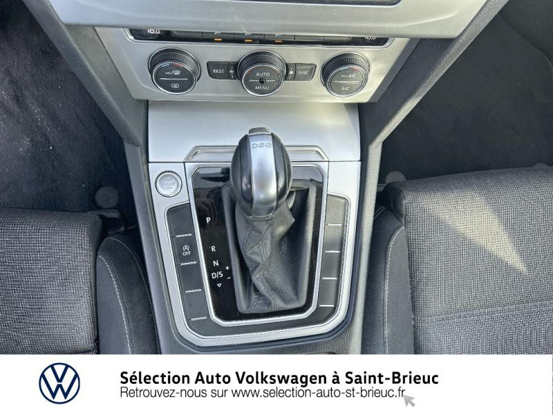 Photo 20 de l'offre de VOLKSWAGEN Passat 1.6 TDI 120ch BlueMotion Technology Connect DSG7 à 15990€ chez Sélection Auto - Volkswagen Saint Brieuc