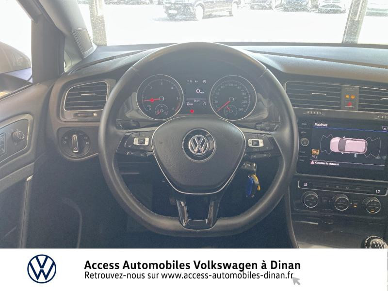Photo 17 de l'offre de VOLKSWAGEN Golf 1.6 TDI 115ch FAP Confortline Business 5p à 16490€ chez Access Automobiles - Volkswagen Dinan