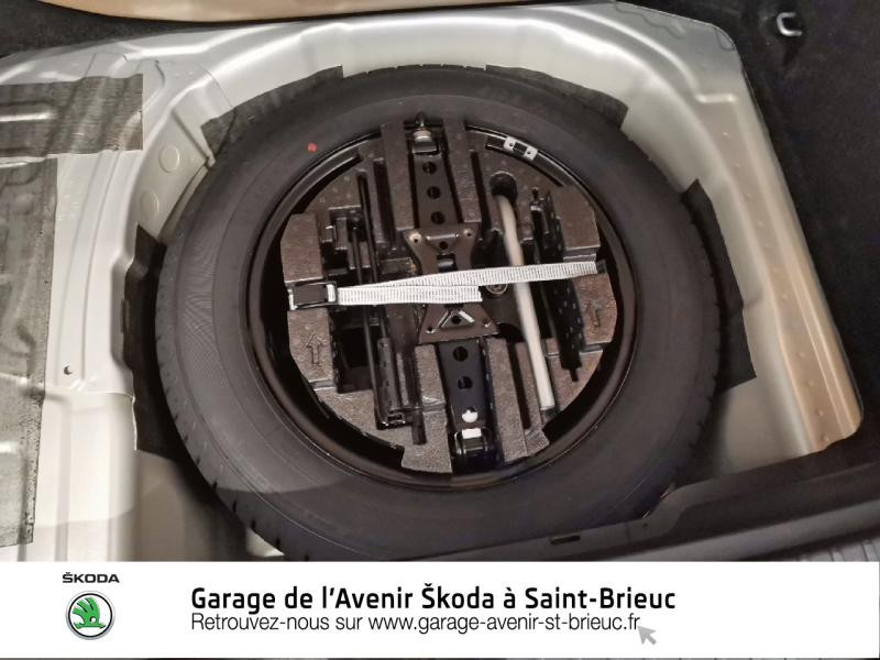 Photo 16 de l'offre de SKODA Kamiq 1.0 TSI Evo 110ch Scoutline DSG7 à 23990€ chez Sélection Auto - Volkswagen Saint Brieuc