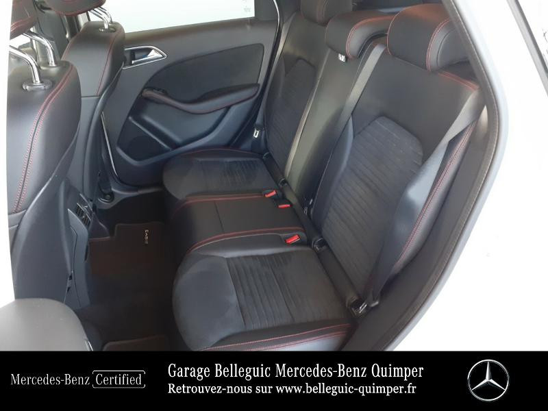 Photo 11 de l'offre de MERCEDES-BENZ Classe B 200 d Fascination 7G-DCT à 25789€ chez Garage Belleguic - Mercedes-Benz Quimper