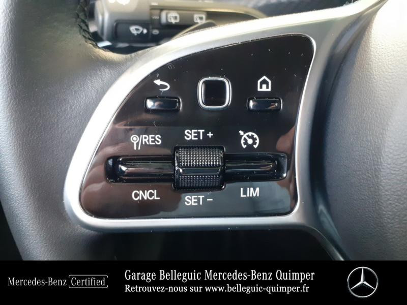 Photo 19 de l'offre de MERCEDES-BENZ Classe A 180 136ch Style Line 7G-DCT à 32290€ chez Garage Belleguic - Mercedes-Benz Quimper