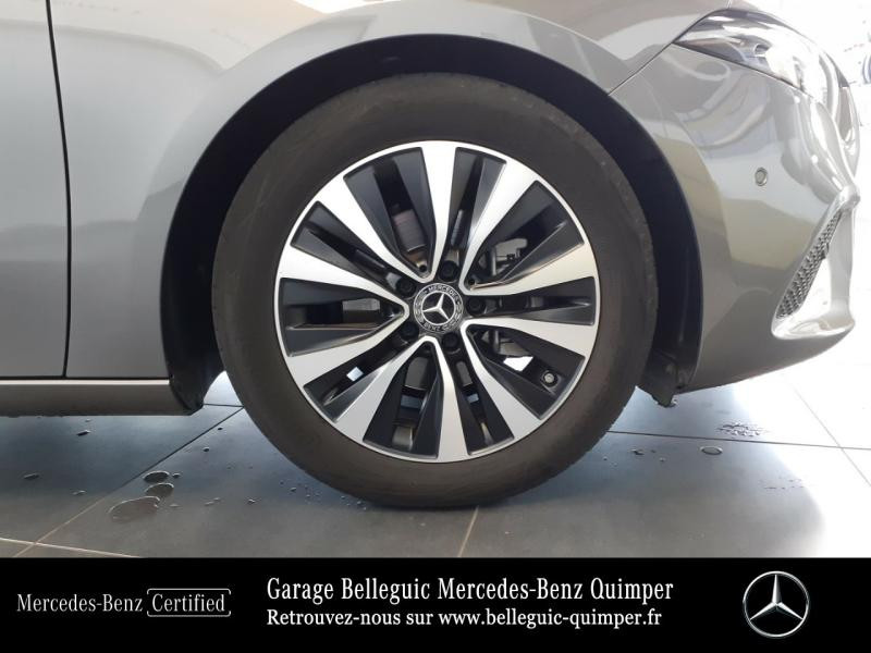 Photo 14 de l'offre de MERCEDES-BENZ Classe A 180 136ch Style Line 7G-DCT à 32290€ chez Garage Belleguic - Mercedes-Benz Quimper