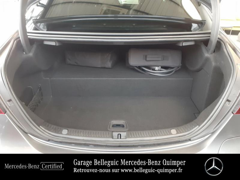 Photo 12 de l'offre de MERCEDES-BENZ Classe E 300 de 194+122ch AMG Line 9G-Tronic à 56890€ chez Garage Belleguic - Mercedes-Benz Quimper