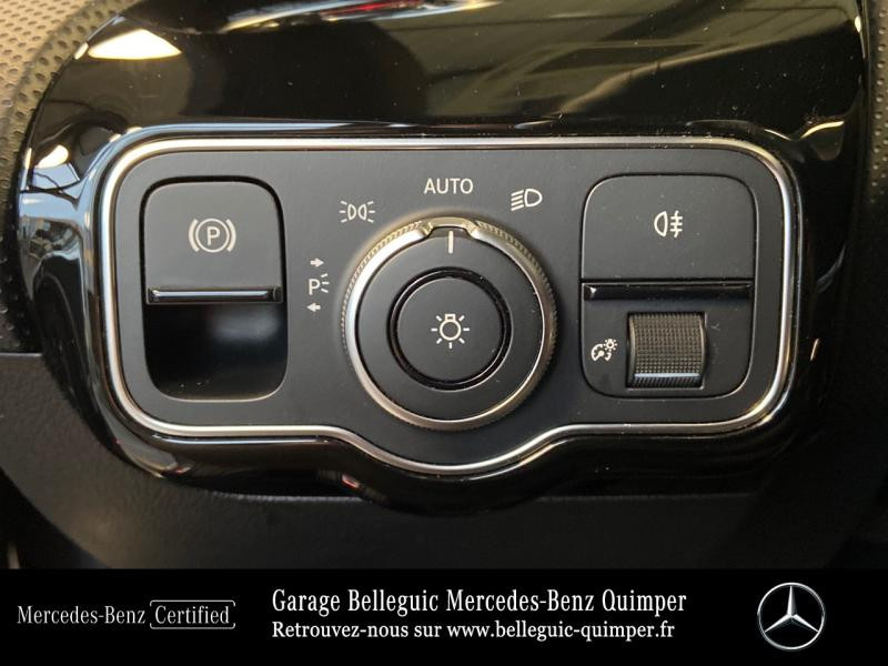 Photo 20 de l'offre de MERCEDES-BENZ Classe A Berline 180 d 116ch AMG Line 7G-DCT à 29489€ chez Garage Belleguic - Mercedes-Benz Quimper