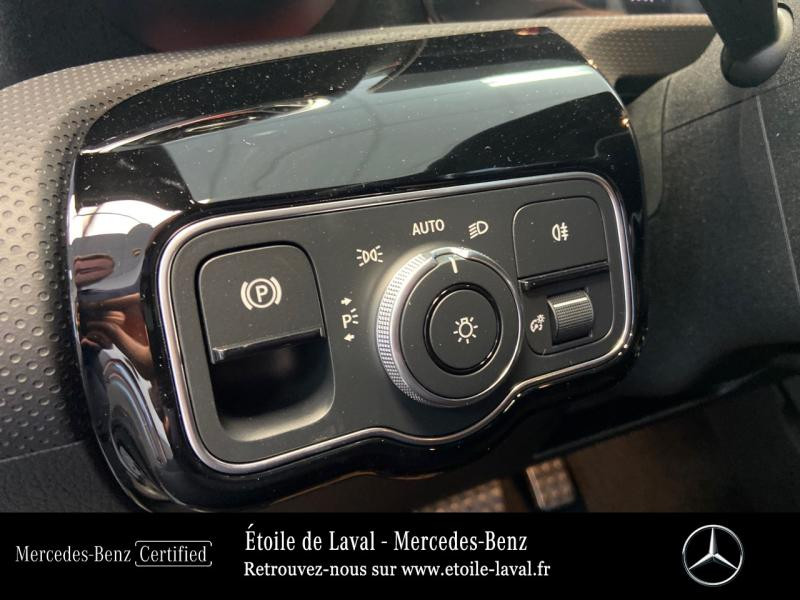Photo 11 de l'offre de MERCEDES-BENZ Classe A 200 163ch AMG Line 7G-DCT 9cv à 39900€ chez Etoile de Laval – Mercedes-Benz Laval