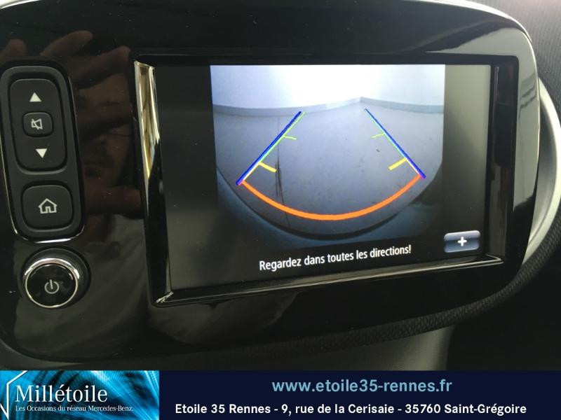 Photo 8 de l'offre de SMART Forfour Electrique 82ch prime à 27900€ chez Etoile 35 - Mercedes-Benz Rennes