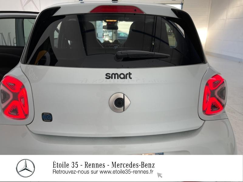 Photo 17 de l'offre de SMART Forfour Electrique 82ch Edition One à 27000€ chez Etoile 35 - Mercedes-Benz Rennes