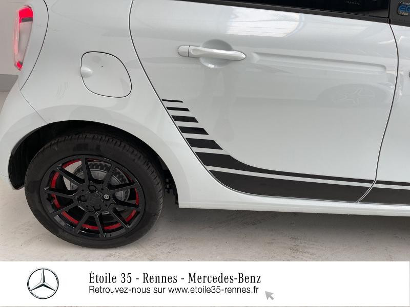Photo 19 de l'offre de SMART Forfour Electrique 82ch Edition One à 27000€ chez Etoile 35 - Mercedes-Benz Rennes