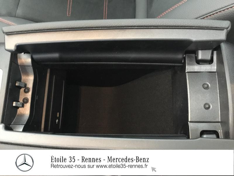 Photo 29 de l'offre de MERCEDES-BENZ Classe A Berline 200 163ch AMG Line 7G-DCT 9cv à 40900€ chez Etoile 35 - Mercedes-Benz Rennes