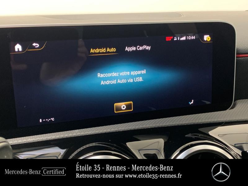 Photo 16 de l'offre de MERCEDES-BENZ Classe A 250 e 160+102ch AMG Line 8G-DCT 8cv à 37490€ chez Etoile 35 - Mercedes-Benz Rennes
