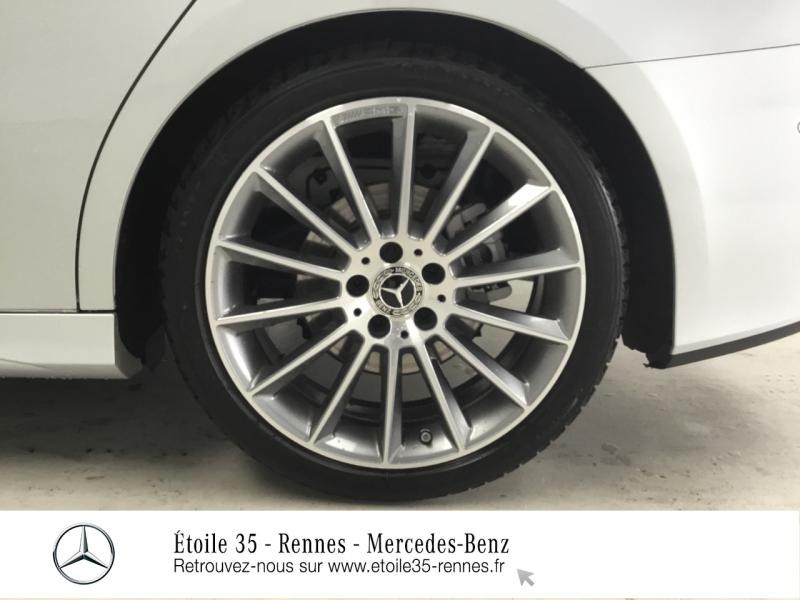 Photo 16 de l'offre de MERCEDES-BENZ Classe A Berline 200 163ch AMG Line 7G-DCT 9cv à 40900€ chez Etoile 35 - Mercedes-Benz Rennes