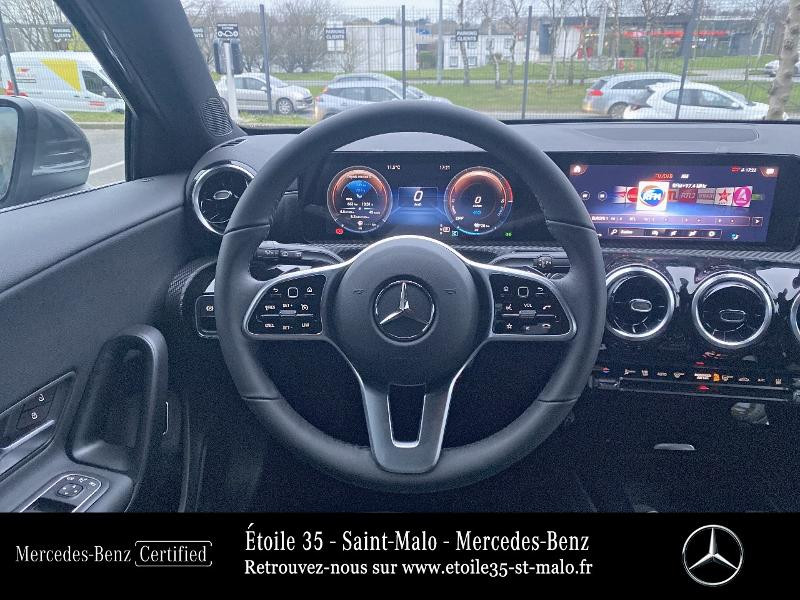 Photo 7 de l'offre de MERCEDES-BENZ Classe A 250 e 160+102ch Style Line 8G-DCT à 40990€ chez Etoile 35 - Mercedes-Benz St Malo