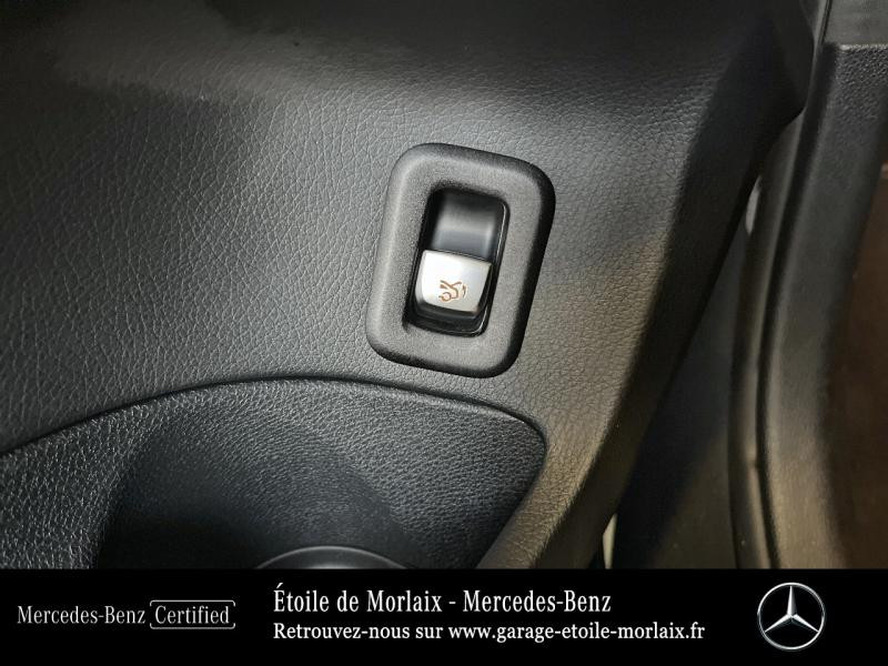 Photo 22 de l'offre de MERCEDES-BENZ Classe C 220 d 194ch AMG Line 9G-Tronic à 43490€ chez Etoile de Morlaix - Mercedes-Benz Morlaix