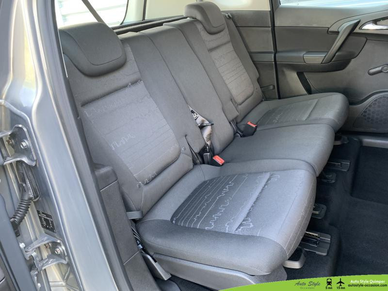 Photo 8 de l'offre de OPEL Meriva 1.4 Twinport 100ch Edition à 11990€ chez Auto Concept - Opel Quimper