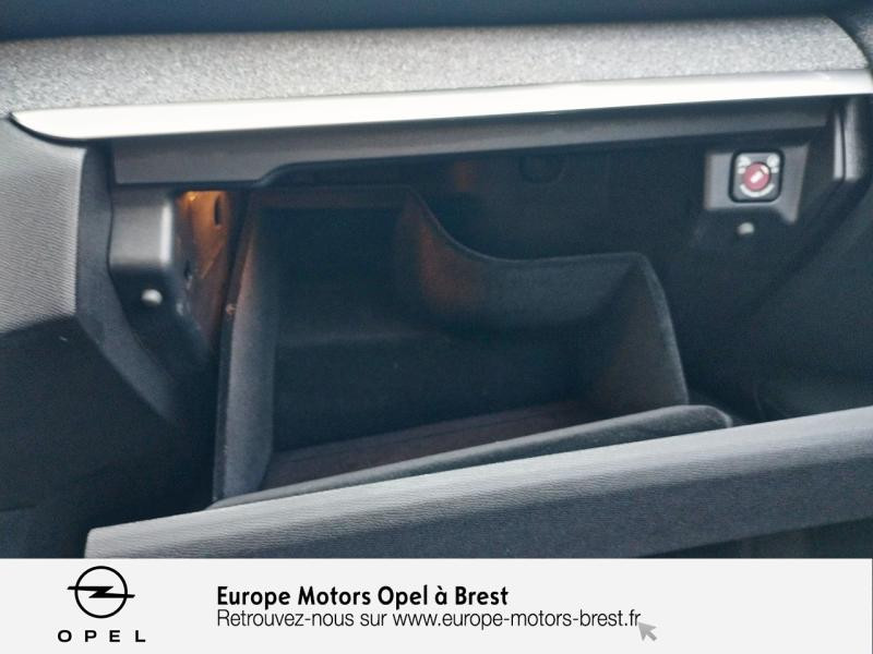 Photo 16 de l'offre de PEUGEOT 3008 1.2 PureTech 130ch E6.c Allure S&S EAT8 à 24990€ chez Europe Motors - Opel Brest