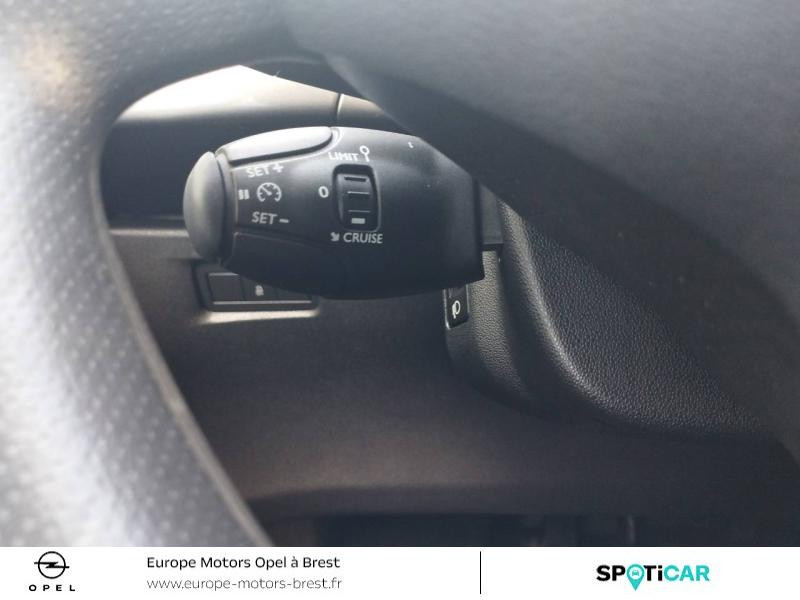 Photo 11 de l'offre de CITROEN C3 1.2 VTi PureTech Confort à 9990€ chez Europe Motors - Opel Brest