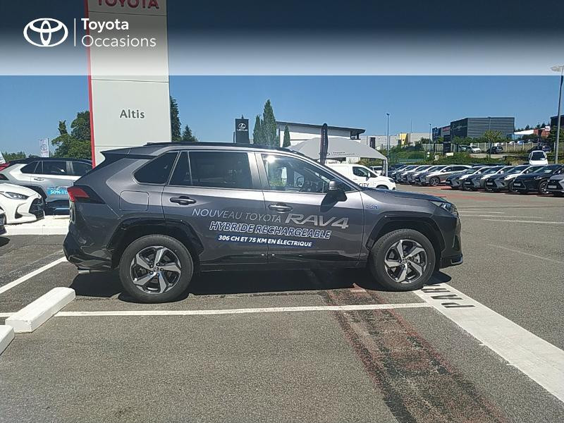 Photo 17 de l'offre de TOYOTA RAV4 Hybride Rechargeable 306ch Design Business AWD à 47990€ chez Altis - Toyota Lorient