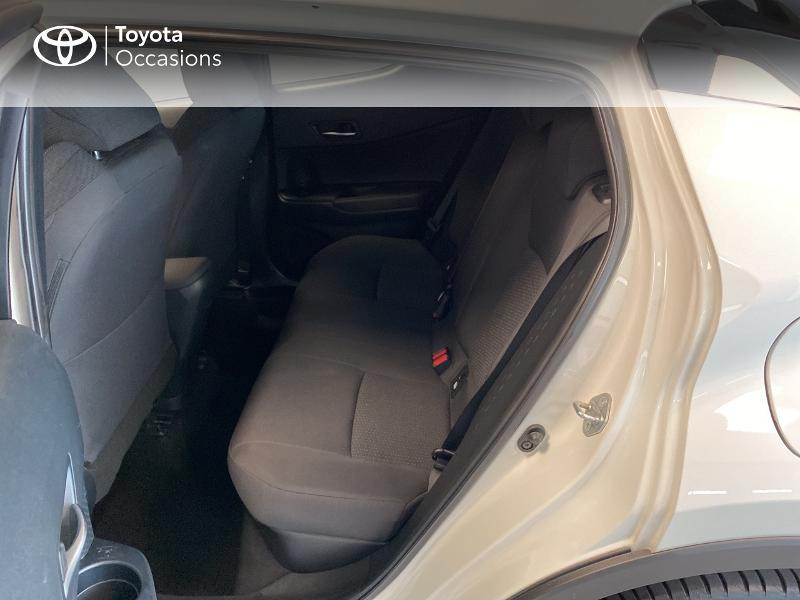 Photo 7 de l'offre de TOYOTA C-HR 122h Edition 2WD E-CVT RC18 à 20490€ chez Altis - Toyota Lorient