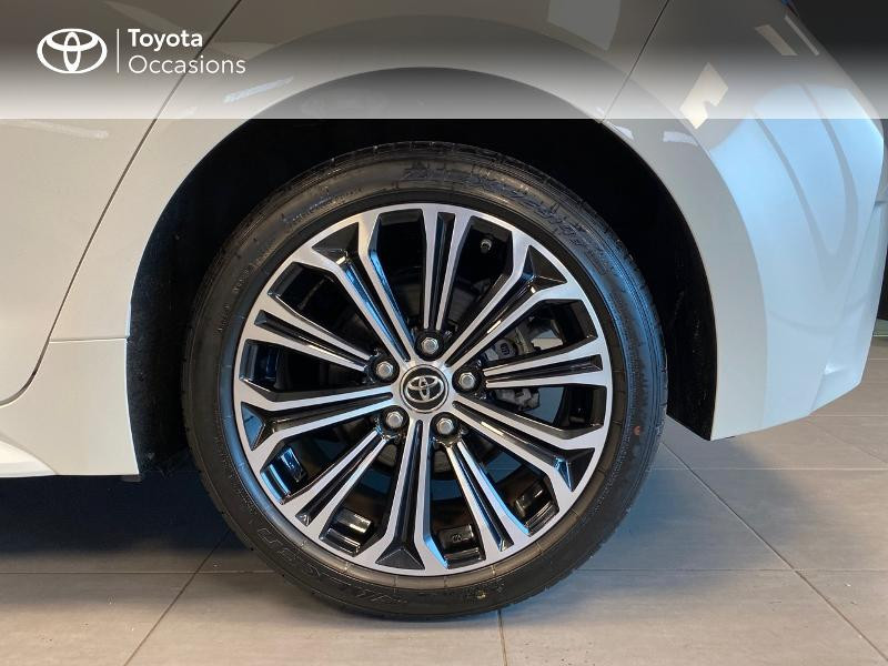 Photo 16 de l'offre de TOYOTA Corolla 122h Design à 21990€ chez Altis - Toyota Lorient