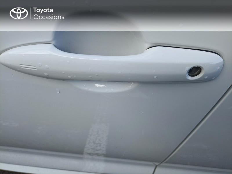 Photo 23 de l'offre de TOYOTA Corolla 122h Design MY21 à 25990€ chez Altis - Toyota Lorient