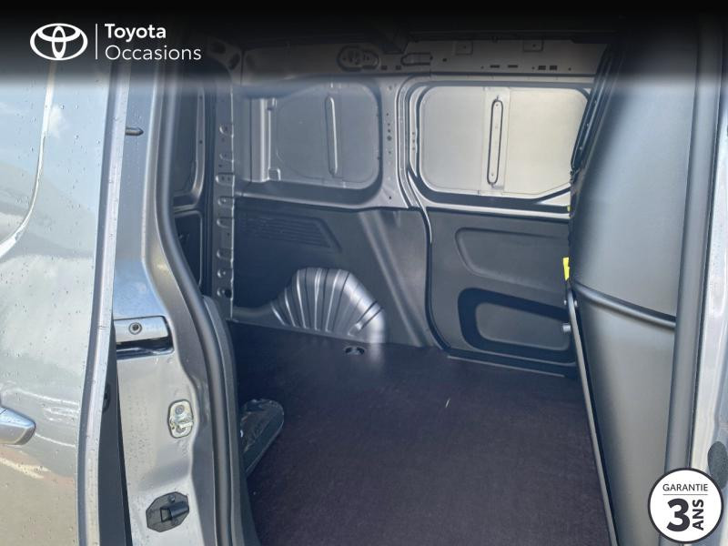 Photo 7 de l'offre de TOYOTA PROACE CITY Medium 100 D-4D Business RC21 à 30990€ chez Altis - Toyota Lorient