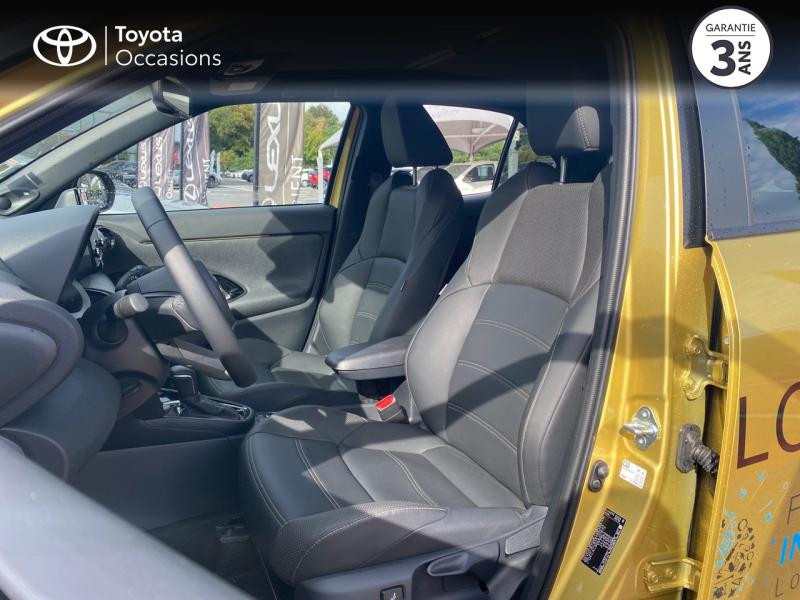 Photo 11 de l'offre de TOYOTA Yaris Cross 116h Première AWD-i MY21 à 31900€ chez Altis - Toyota Lorient