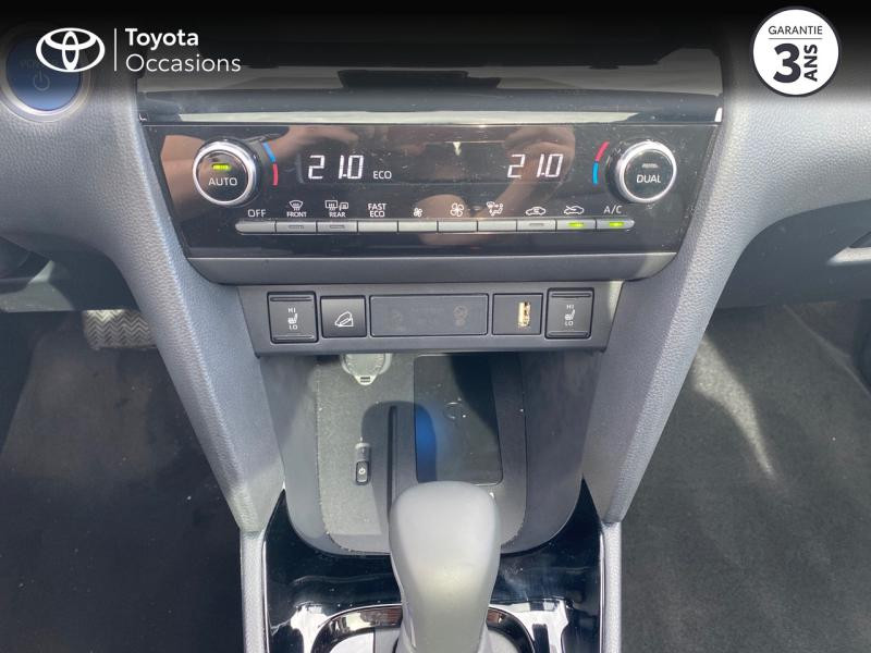 Photo 19 de l'offre de TOYOTA Yaris Cross 116h Première AWD-i MY21 à 31900€ chez Altis - Toyota Lorient