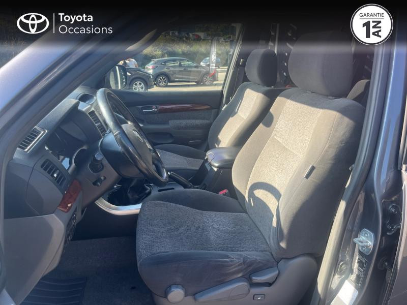 Photo 7 de l'offre de TOYOTA Land Cruiser 165 D-4D VXV 5p à 13990€ chez Altis - Toyota Lorient