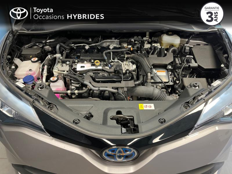 Photo 3 de l'offre de TOYOTA C-HR 184h Edition 2WD E-CVT  MC19 à 30980€ chez Altis - Toyota Lorient