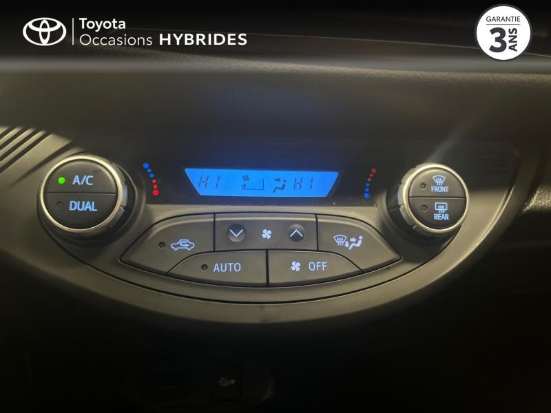 Photo 19 de l'offre de TOYOTA Yaris 100h Dynamic 5p à 15990€ chez Altis - Toyota Lorient