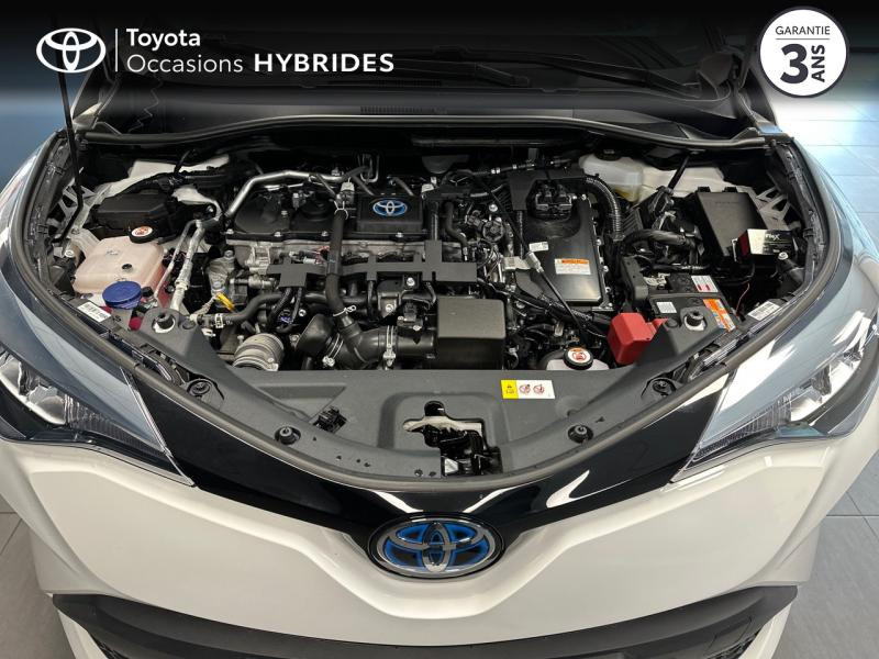 Photo 21 de l'offre de TOYOTA C-HR 122h Dynamic Business 2WD E-CVT + Programme Beyond Zero Academy MY20 à 24490€ chez Altis - Toyota Lorient