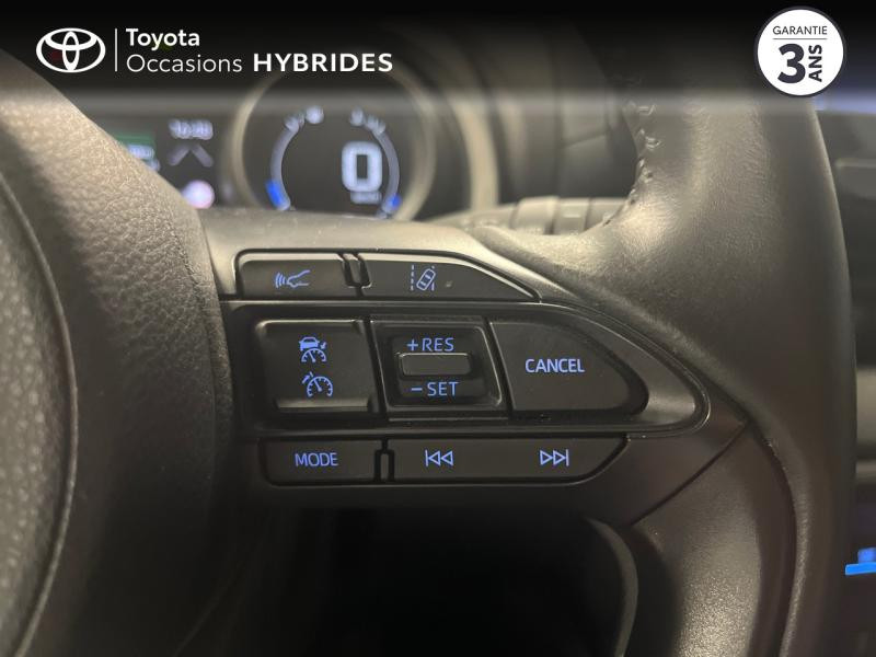 Photo 17 de l'offre de TOYOTA Yaris 116h Design 5p à 20990€ chez Altis - Toyota Lorient