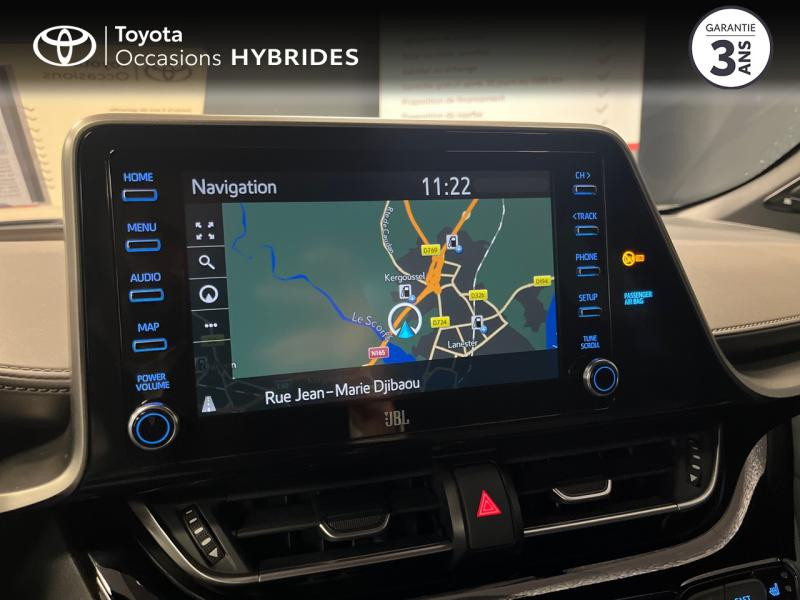 Photo 18 de l'offre de TOYOTA C-HR 184h Première 2WD E-CVT MC19 à 27990€ chez Altis - Toyota Lorient